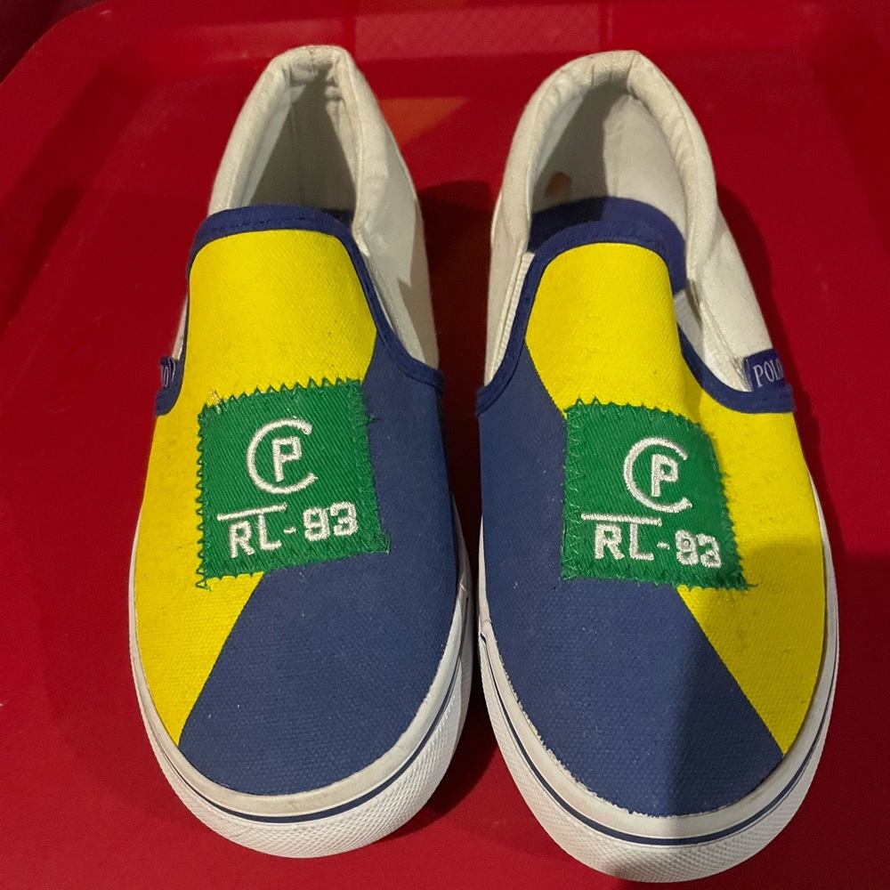 Boys size 3 Polo sneakers